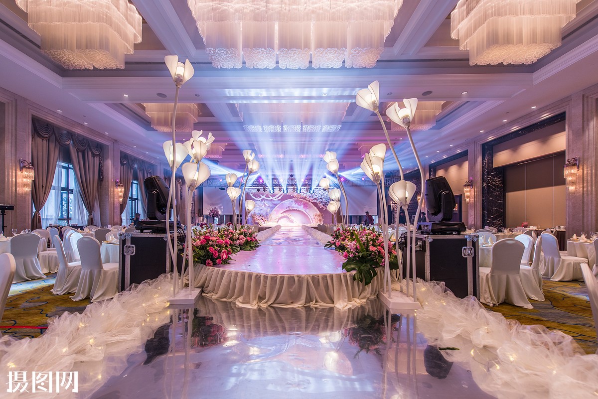 宴會廳舞臺搭建燈光系統(tǒng)配置需求